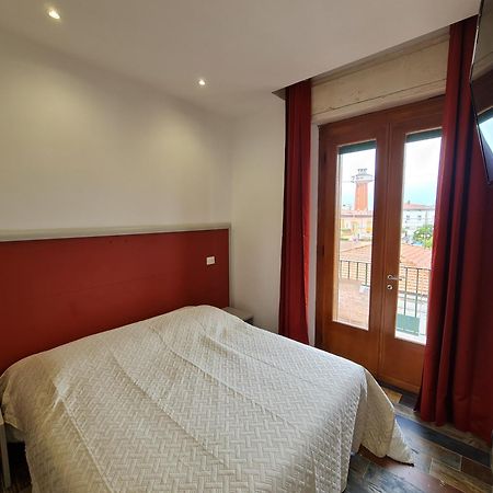 Ricci 16 - Suite & Rooms Λιβόρνο Εξωτερικό φωτογραφία